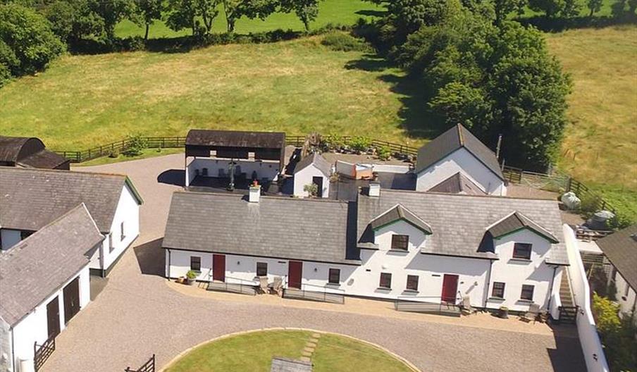 North Irish Lodge - Brennan's Barn