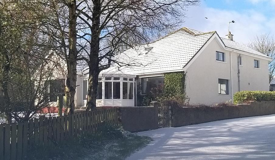 exterior of Kings Country Cottages - No 84