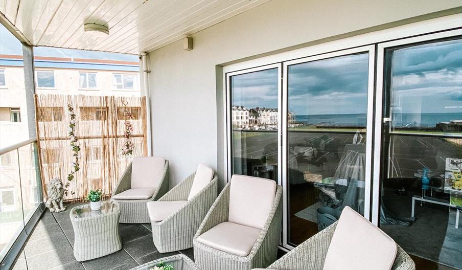 Luxury Sea View Apartment