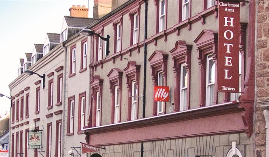 charlemont Arms Hotel