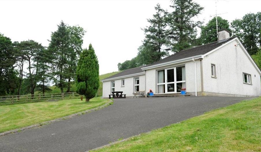 Riverside Farm Cottage & Marina