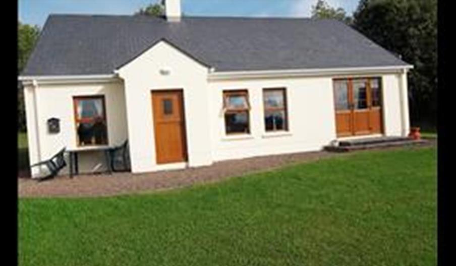 6 Portinode Cottages