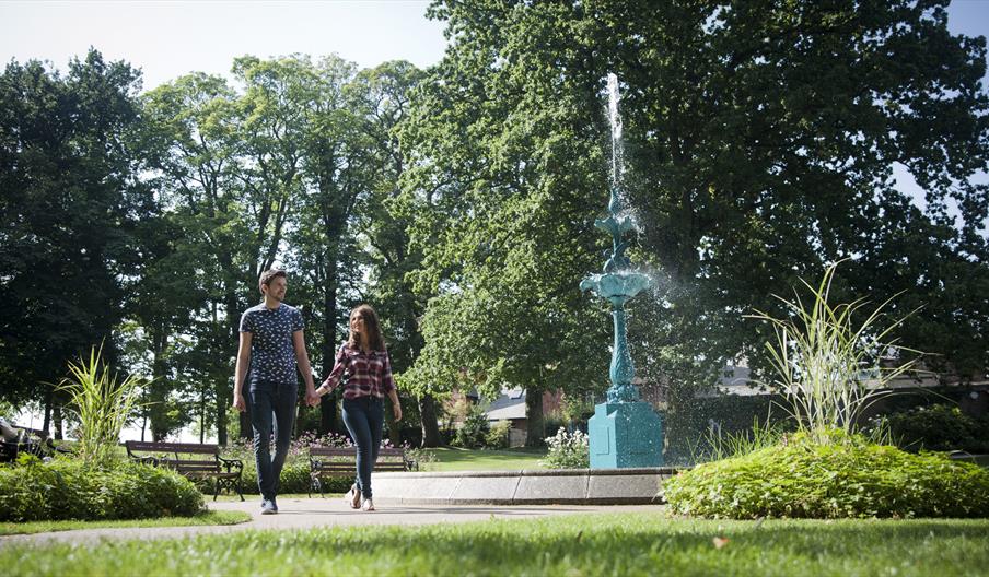 Lisburn Castle Gardens