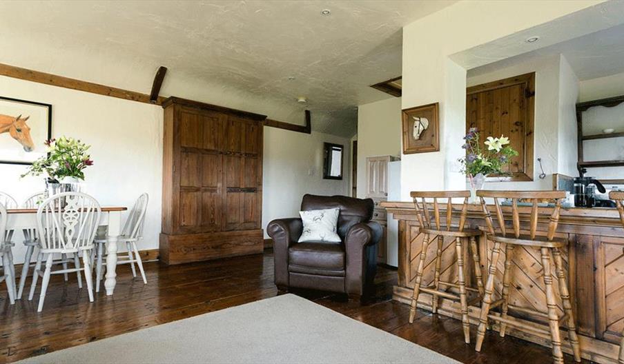 sitting dinning area