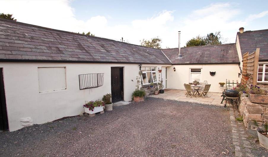 Horseshoe Cottage exerior