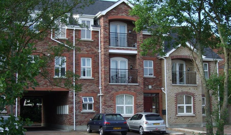 Apartment 27 Millstone Park