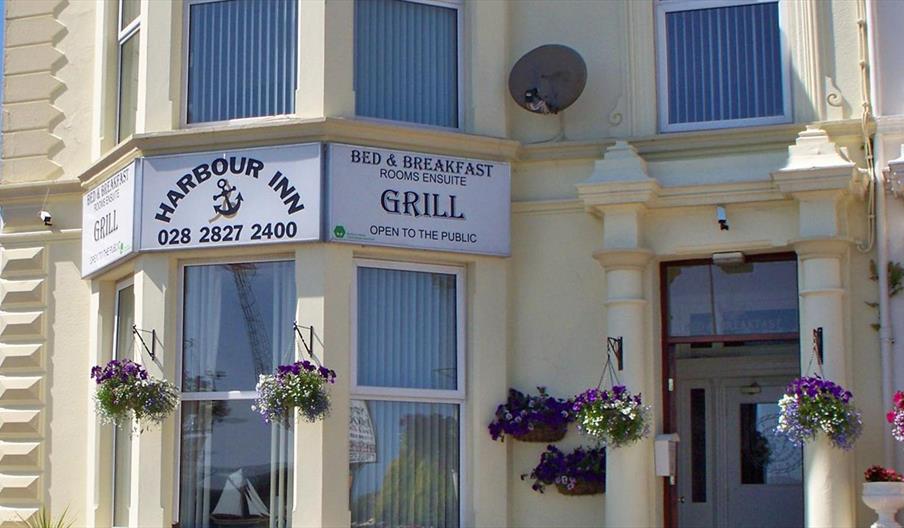 Harbour Inn B&B & Grill