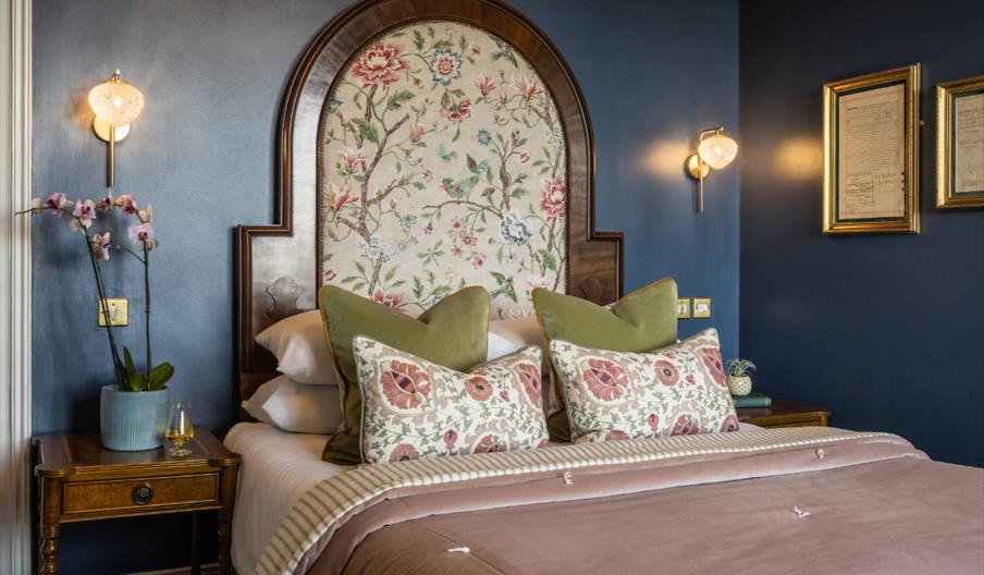 The Harbourview Hotel