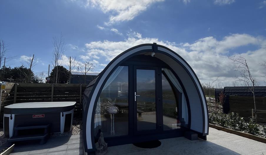 Complimentary box of snacks / breakfast