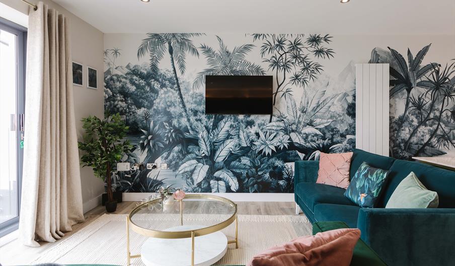 DB Stays 06 The Amazon living area